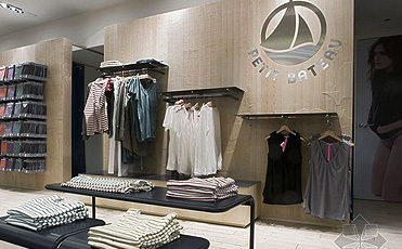 劉潭服裝與PETIT  BATEAU共同成長